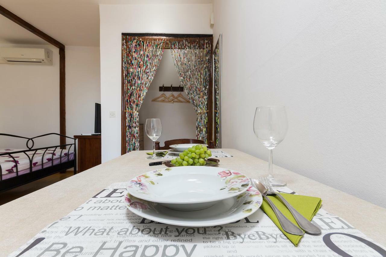 PUY Studio Apartman Ela מראה חיצוני תמונה