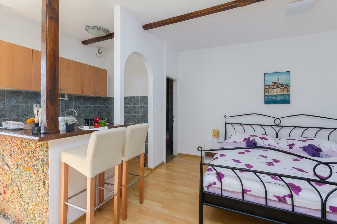PUY Studio Apartman Ela מראה חיצוני תמונה