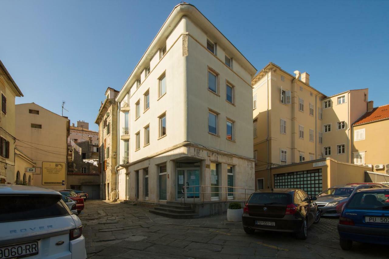 PUY Studio Apartman Ela מראה חיצוני תמונה